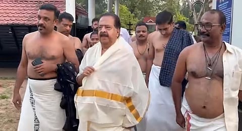 Ramesh Chennithala visited the Hanuman temple in Alathiyur