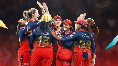 RCB players celebrate win