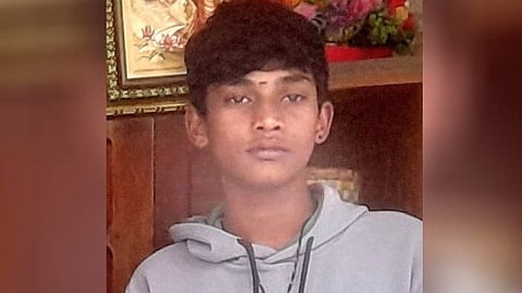 16-year-old found dead in Erur; Police say he committed suicide over phone theft