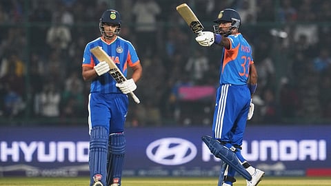 Hardik Pandya celebrates his fifty