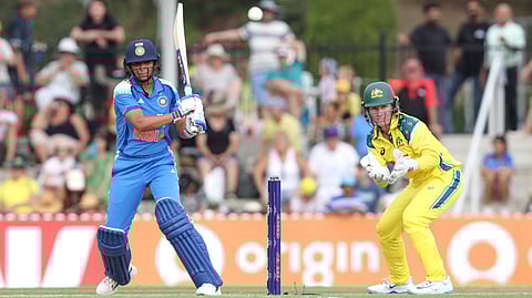 Harmanpreet Kaur batting