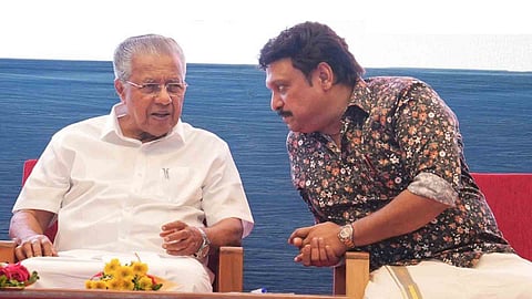 Pinarayi Vijayan, KB Ganesh Kumar