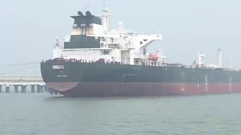 Oil Ship Shenlong Suezmax