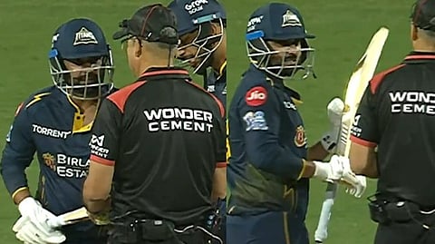 Rahul Tewatia’s Bat