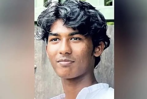 College student dies after being struck by lightning while bathing in Kottayam