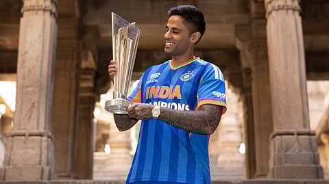 Suryakumar Yadav with t20 world cup trophy