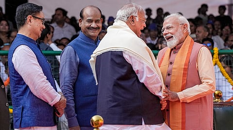 Mallikarjun Kharge, Narendra Modi