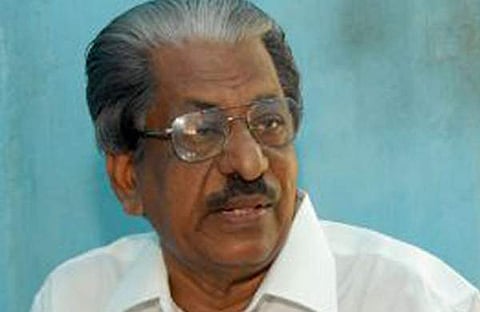 പിണറായിക്കെതിരെ അശ്ലീല പരാമര്ശവുമായി എഎ അസീസ് (വീഡിയോ)