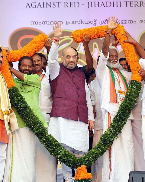 ചിത്രങ്ങള്: കവിയൂര് സന്തോഷ്