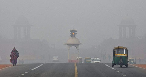 ഡെല്ഹിയില് മലിനീകരണതോത് ക്രമാതീതമായി: ഡീസല് ജനറേറ്ററുകളും നിരോധിച്ചു