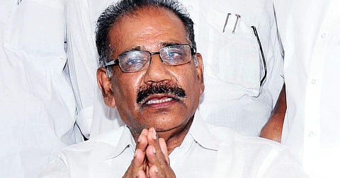 ശശീന്ദ്രന്റെ ഫോണ് വിളി വിവാദം: കേസ് ഒത്തുതീര്പ്പാക്കിയെന്ന് യുവതി ഹൈക്കോടതിയില്