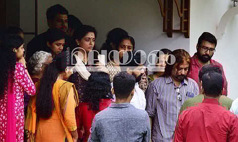 കാവ്യ സാക്ഷിയാകും; കൂട്ടബലാത്സംഗം ചെയ്യാന് പദ്ധതിയിട്ടു; കുറ്റപത്രത്തില് പറയുന്നത് ഇതൊക്കെയാണ്