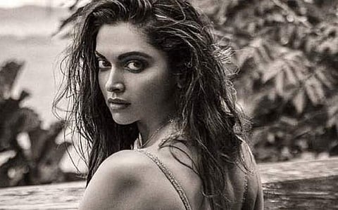 വിവാദം ചൂടുപിടിക്കുന്നതിനിടെ ഹോട്ട് ലുക്കില് ദീപിക; ശ്രീലങ്കയിലെ ചിത്രങ്ങള്