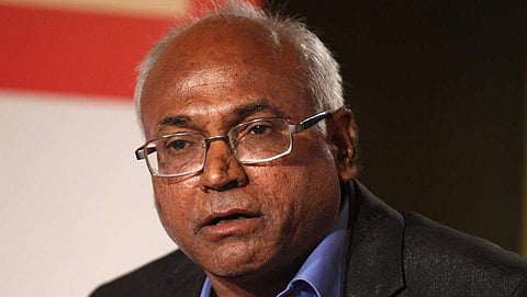 'വന്ദേമാതരം വിളിക്കൂ അല്ലെങ്കില് ഇന്ത്യയില് നിന്ന് പോകൂ'; കാഞ്ച ഐലയ്യക്ക് നേരെ ആക്രോശവുമായി ഹിന്ദുത്വ വാദികള്