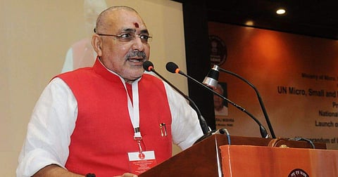 ഹിന്ദുമതത്തെയല്ലാതെ ഇതര മതങ്ങളെ കുറിച്ച് സിനിമ ചെയ്യാന് ധൈര്യമുണ്ടോ- ഗിരിരാജ് സിങ്