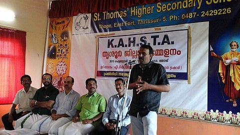 യുഡിഎഫ് അനുകൂല സംഘടന വിട്ടുവന്നയാളെ ജില്ലാ പ്രസിഡന്റ് ആക്കണമെന്ന പാര്ട്ടി നിര്ദേശം കെഎസ്ടിഎ തള്ളി