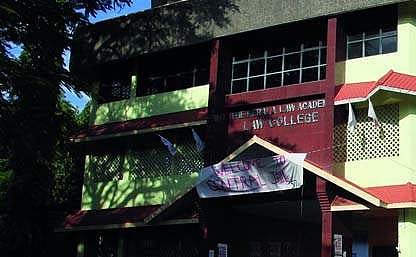 വിദ്യാര്ത്ഥികള്ക്കുനേരെയുള്ള മാനേജ്മെന്റിന്റെ പ്രതികാര നടപടികള് അവസാനിപ്പിക്കാനുള്ള ശുപാര്ശകളുമായി വൈസ് ചാന്സലേഴ്സ് സമിതി