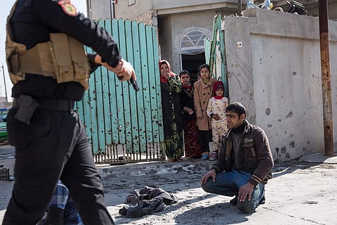 ആദ്യം ഐഎസ് ഇപ്പോള് പട്ടാളം; എന്ന് തീരും കിഴക്കന് മൊസൂള് ജനതയുടെ ദുരിത ജീവിതം
