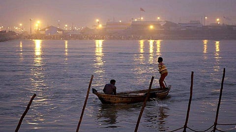 മനുസ്മൃതിയിലെ പ്രളയം കെട്ടുകഥയല്ല; വിവാദ പ്രബന്ധവുമായി ചരിത്ര ഗവേഷകന്