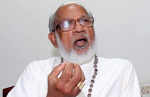 ക്രിസ്തുവിന്റെ ശിഷ്യരില് പുരുഷന്മാര് മാത്രം, പെസഹാ ദിനത്തില് സ്ത്രീകളുടെ കാല് കഴുകേണ്ടതില്ലെന്ന് മാര് ആലഞ്ചേരി