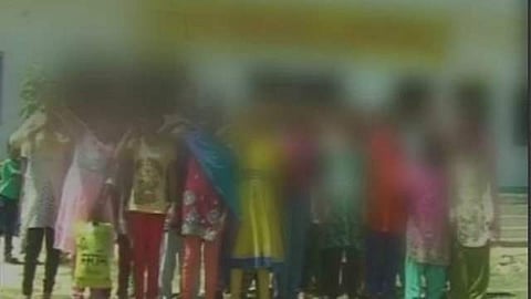 ആര്ത്തവമുണ്ടോയെന്ന് കണ്ടെത്താന് വാര്ഡന് 70 പെണ്കുട്ടികളെ നഗ്നരാക്കി പരിശോധിച്ചു