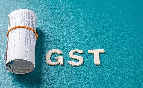 ജിഎസ്ടി: പുതുക്കിയ വില രേഖപ്പെടുത്തിയില്ലെങ്കില് ഒരു ലക്ഷം വരെ പിഴ