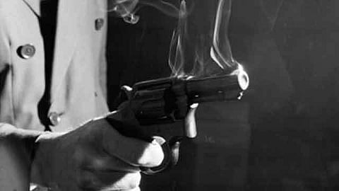 ബിജെപി നേതാവിനെ കൊലപ്പെടുത്താന് 'ഷാര്പ്പ് ഷൂട്ടറെ' വിട്ട് അധോലോകനായകന് ഛോട്ടാ ഷക്കില്; പിടികൂടി ഗുജറാത്ത് എടിഎസ്