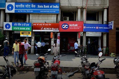 ഇന്ന് ബാങ്കുകള് തുറന്ന് പ്രവര്ത്തിക്കും; നാളെയും മറ്റന്നാളും അവധി