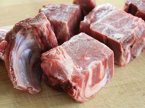 ലഖ്നൗവില് മാട്ടിറച്ചിയ്ക്ക് പിറകെ ആട്ടിറച്ചിയ്ക്കും നിരോധനം