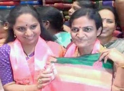 സാരി വിറ്റും പാര്ട്ടി ഫണ്ടുണ്ടാക്കാം!