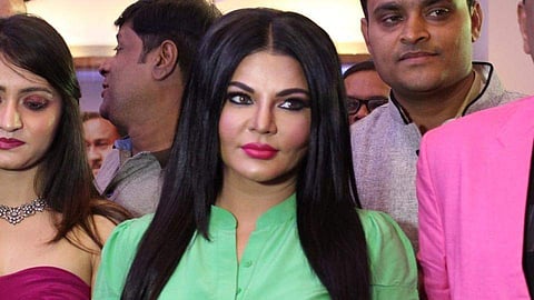 വാല്മീകിക്കെതിരായ പരാമര്ശം; രാഖി സാവന്തിനെതിരെ അറസ്റ്റ് വാറണ്ട്