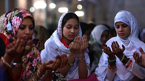 മുത്തലാഖ്: ഭരണഘടനാ ബെഞ്ച് ഇന്നുമുതല് വാദം കേള്ക്കും