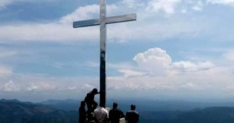 പാപ്പാത്തിച്ചോലയിലെ കയ്യേറ്റം ഒഴിപ്പിച്ചതിനെതിരെ സിപിഎം; ഒഴിപ്പിച്ചത് പട്ടിക ജാതിക്കാരുടെ വീടുകളും ക്ഷേത്രവും