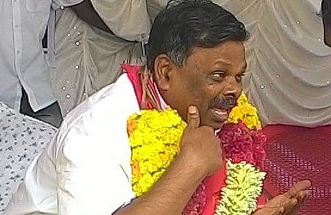 ഒരു എം.എല്.എയുടെ പട്ടയം വ്യാജമാണോ എന്ന് പി.സി ജോര്ജ്ജ്; എസ്. രാജേന്ദ്രന്റെ പട്ടയം വ്യാജമെന്ന് മന്ത്രി