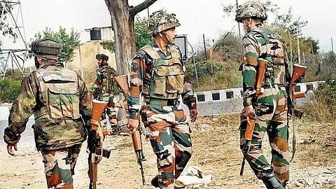 കശ്മീരില് സുരക്ഷാസേനയുമായുള്ള ഏറ്റുമുട്ടലില് രണ്ട് ഭീകരര് കൊല്ലപ്പെട്ടു