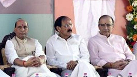 രാഷ്ട്രപതി തെരഞ്ഞെടുപ്പ്; രാഷ്ട്രീയ പാര്ട്ടികളുമായി ചര്ച്ച നടത്താന് മൂന്നംഗസമിതിയെ നിയോഗിച്ച് അമിത് ഷാ