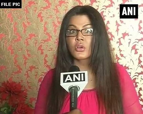 വാത്മീകിക്കെതിരായുള്ള പരാമര്ശം: നടി രാഖി സാവന്തിനെതിരേ ജാമ്യമില്ലാ വാറണ്ട്