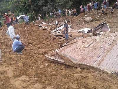 അരുണാചല് പ്രദേശില് മണ്ണിടിച്ചില്: 14 മരണം