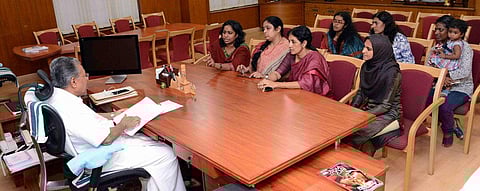 ലൈംഗികാതിക്രമ കേസുകള്: മാധ്യമങ്ങള് നിയമം കാറ്റില് പറത്തുന്നുവെന്ന് വനിതാ പത്രപ്രവര്ത്തക കൂട്ടായ്മ