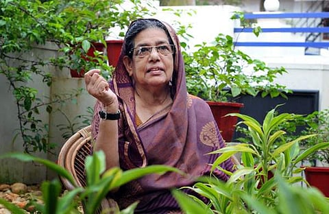 പുരുഷന്മാരുടെ അവയവങ്ങളെ കുറിച്ചും സ്ത്രീകള് പറയാന് തുടങ്ങിയാല് എന്താവും; മദ്റസാ അധ്യാപകന് കൂടി ആവാനുള്ള യോഗ്യത അയാള്ക്കില്ലെന്ന് വിപി സുഹറ