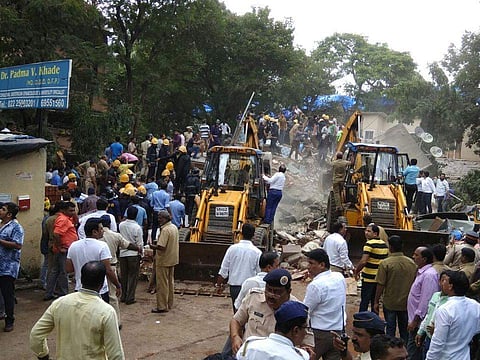 മുംബൈയില് നാലുനില കെട്ടിടം ഇടിഞ്ഞ് വീണ് പിഞ്ചുകുഞ്ഞടക്കം ഏഴുപേര് മരിച്ചു
