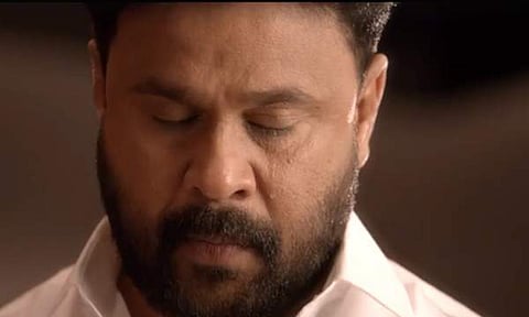 എന്നുവരുമെന്ന് അമ്മയുടെ ചോദ്യം; ജയിലില് പൊട്ടിക്കരഞ്ഞ് ദിലീപ്