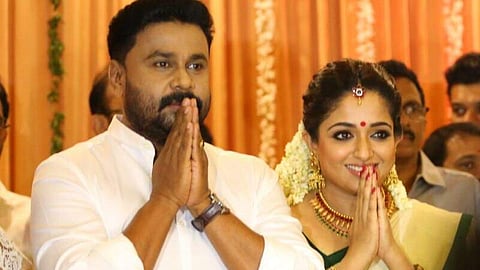 ശത്രുസംഹാര പൂജ നടത്താന് ദിലീപും കാവ്യയും കൊടുങ്ങല്ലൂര് ക്ഷേത്രത്തില്