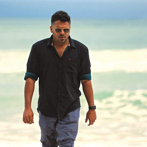 സെന്കുമാറിന്റെ പരാമര്ശം പിണറായിയുടെ വാക്കുകള് ഓര്മ്മിപ്പിച്ച് ആഷിഖ് അബു