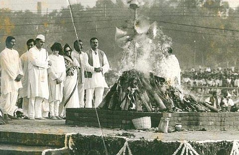 ഇന്ദ്രപ്രസ്ഥത്തില് പടര്ന്ന തീജ്വാലകള്