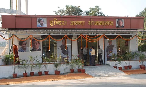 ഊണിന് പത്ത്, പ്രഭാതഭക്ഷണത്തിന് 5 രൂപയുമായി കര്ണാടക സര്ക്കാരിന്റെ ഇന്ദിര ക്യാന്റീന്