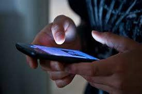 ബ്ലൂവെയ്ല് മൂലം ആത്മഹത്യ ചെയ്ത കുട്ടിയുടെ അമ്മയുടെ ഫേസ്ബുക്ക് പോസ്റ്റ് ഷെയര് ചെയ്ത് മുഖ്യമന്ത്രി