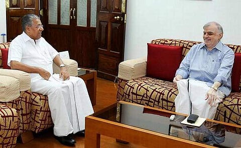 മുഖ്യമന്ത്രിയെ ഗവര്ണര് വിളിച്ചുവരുത്തിയ നടപടി സ്വാഭാവികമെന്ന് സിപിഎം സെക്രട്ടറിയേറ്റ്