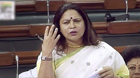 പിണറായി സര്ക്കാരിന്റെ 17മാസം; കൊല്ലപ്പെട്ടത് 17 ബിജെപി പ്രവര്ത്തകരെന്ന് ബിജെപി എംപിമാര് ലോക്സഭയില്