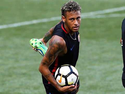 നെയ്മറിനെ 'പറിച്ചുമാറ്റി' ബാഴ്സ; രോഷമടക്കാതെ ആരാധകര്